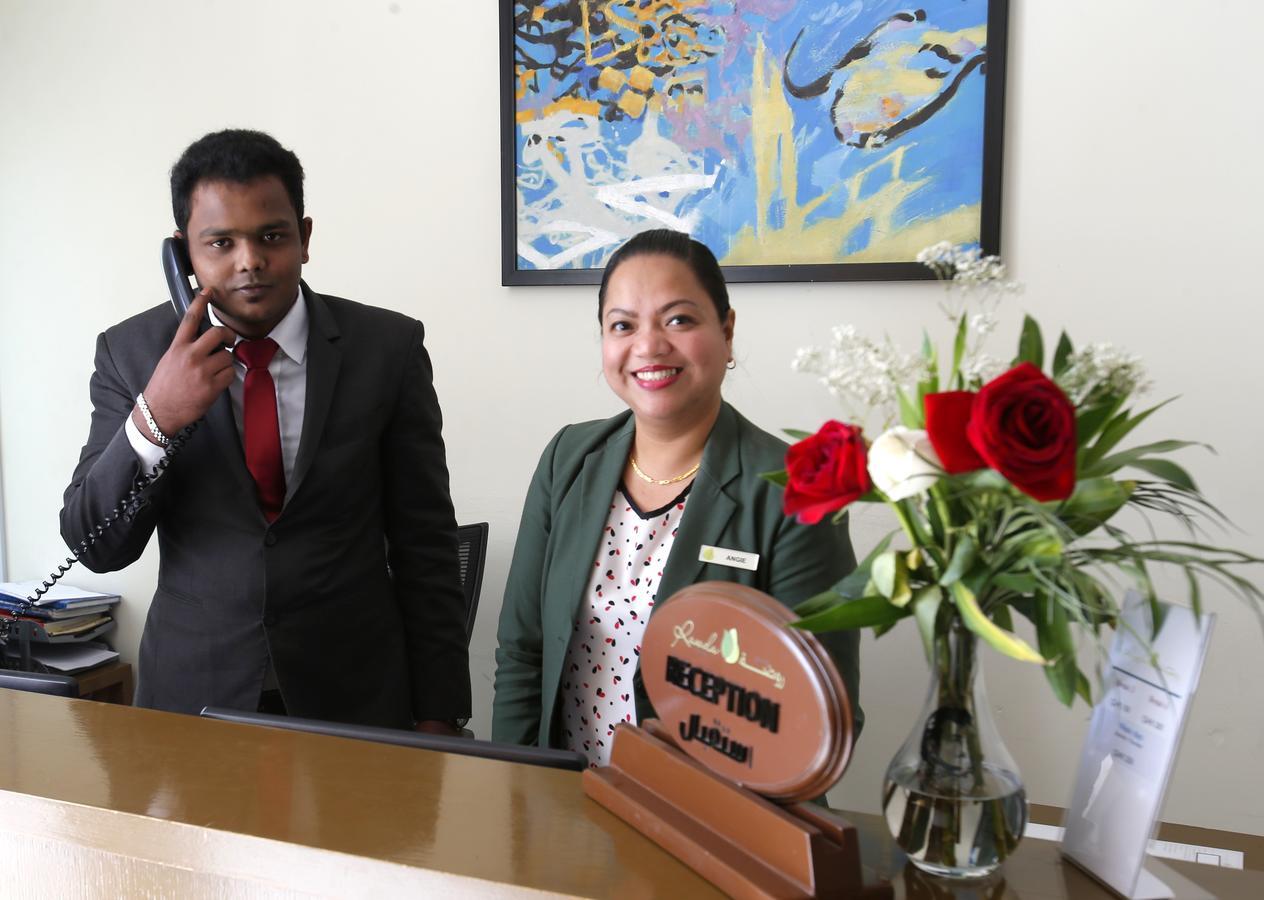 Rawda Hotel Doha Bagian luar foto
